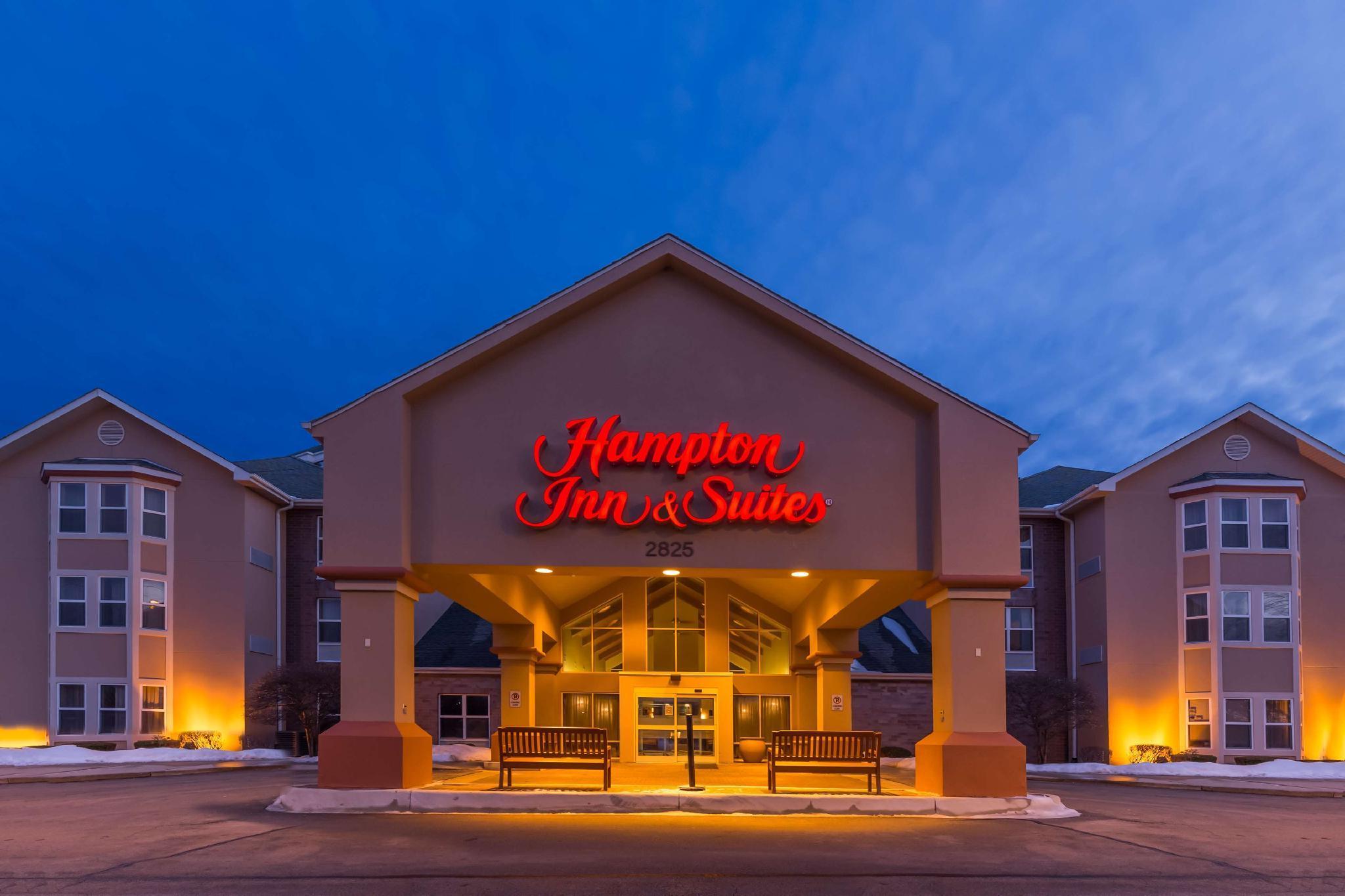 Hampton Inn & Suites Chicago-Hoffman Estates Exterior photo