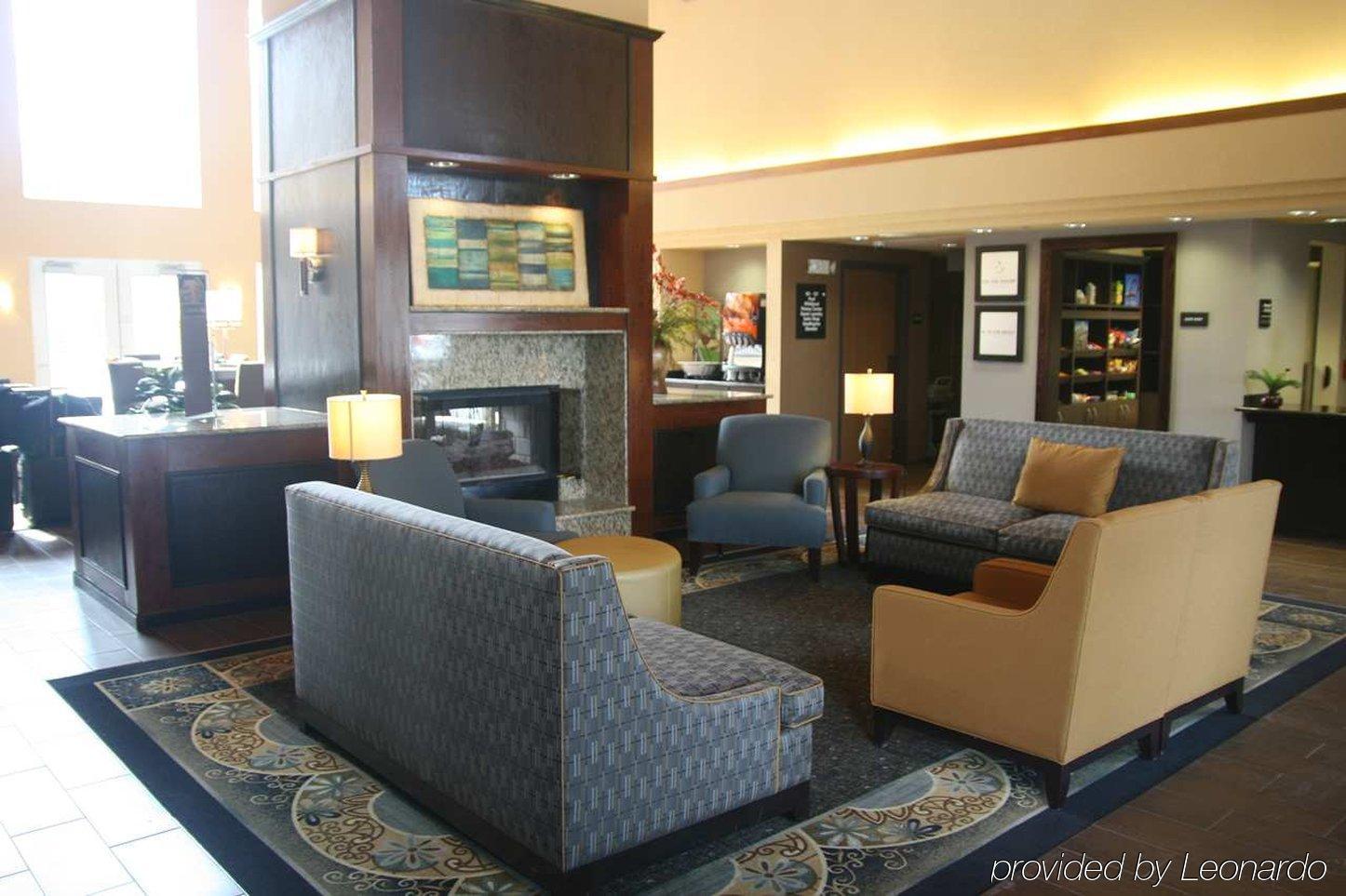 Hampton Inn & Suites Chicago-Hoffman Estates Interior photo